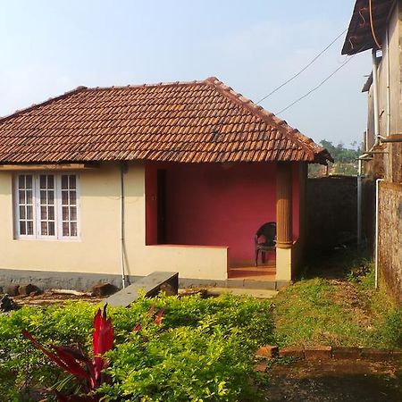 Golf View Cottages Madikeri Exterior photo